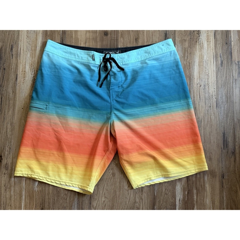 O'Neill Hyperfreak Men's Board Shorts Colorful Beach Surfing Size 38"